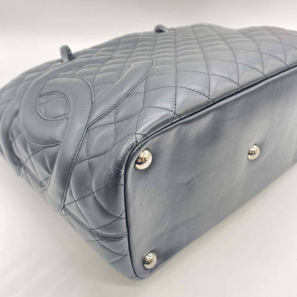 CHANEL Black Shoulder Bag - Picture 5 of 16